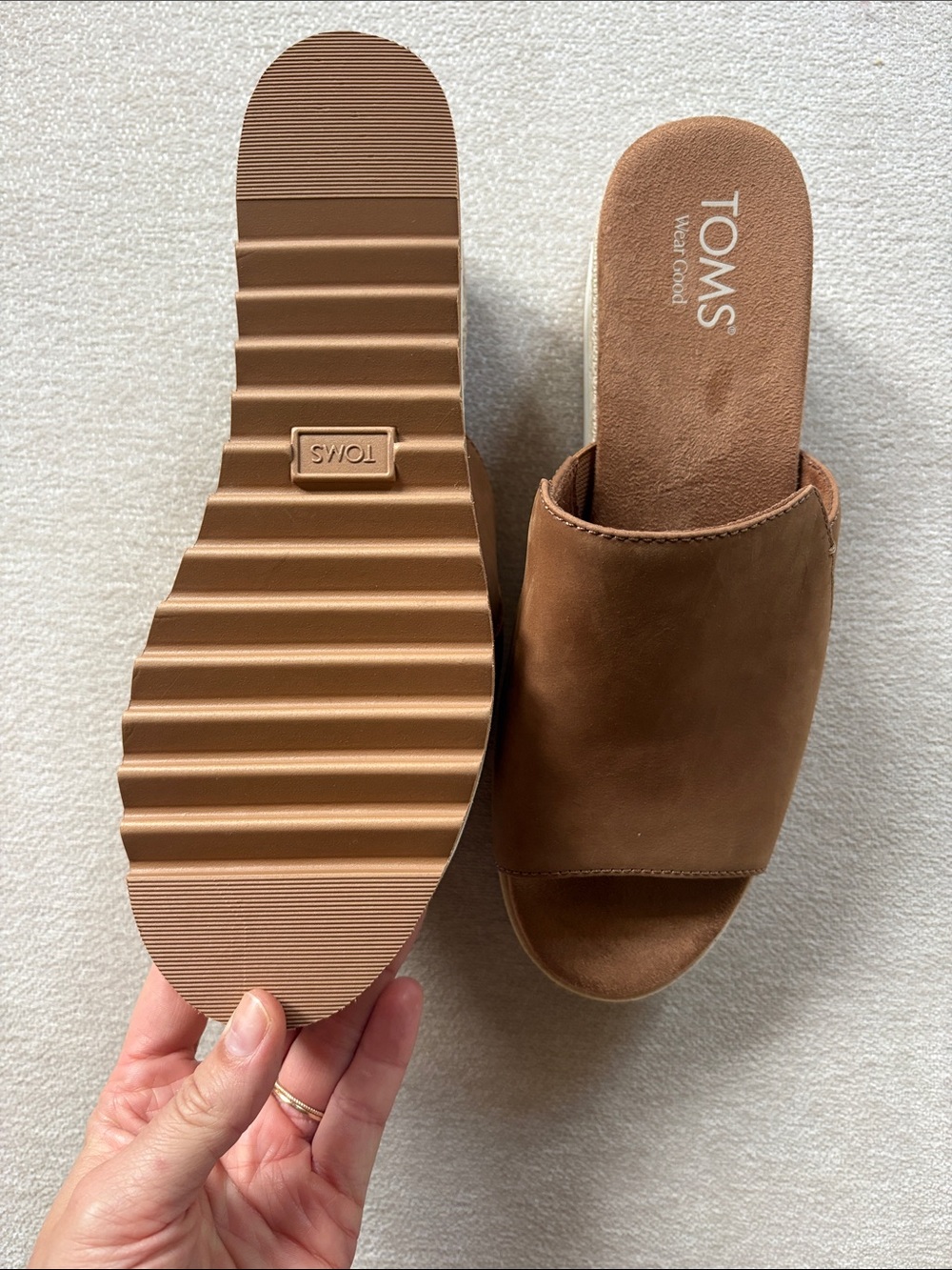 NWOT - TOMS Tan Suede “Diana” mule - Picture 3 of 4